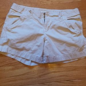 Old Navy khaki tan shorts size 6
